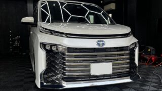 新車VOXYへ研磨・セラミックコーティング施工｜パールホワイト｜京都府八幡市よりご来店